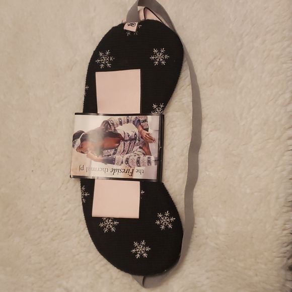 Victoria's Secret Other - VS Thermal sleep mask